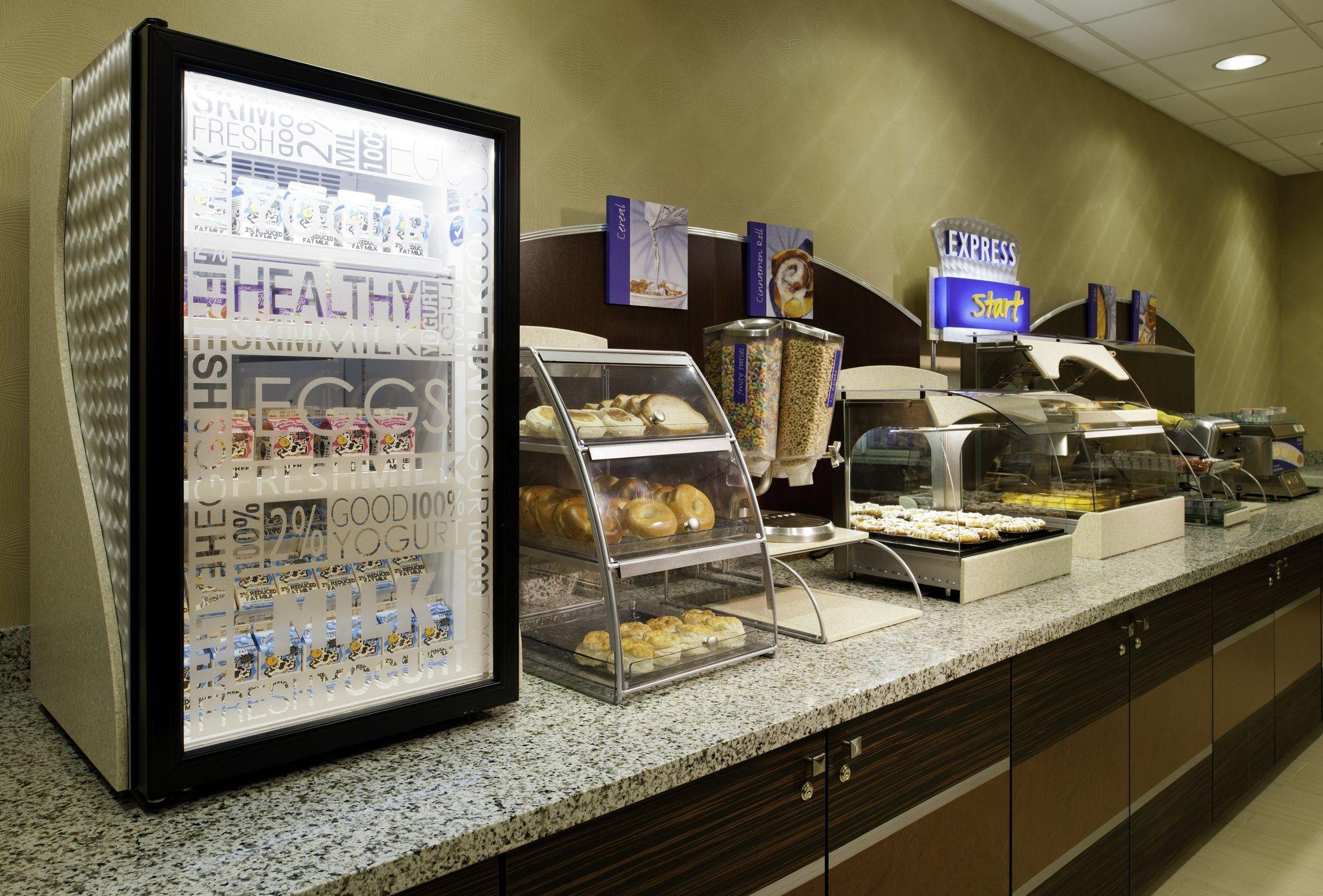 Holiday Inn Express Pittsburgh West - Greentree, An Ihg Hotel Crafton Exterior foto
